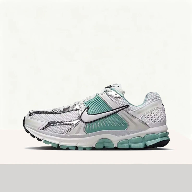 Women Shoes Nike - Nike Vomero 5 Chaussures de course