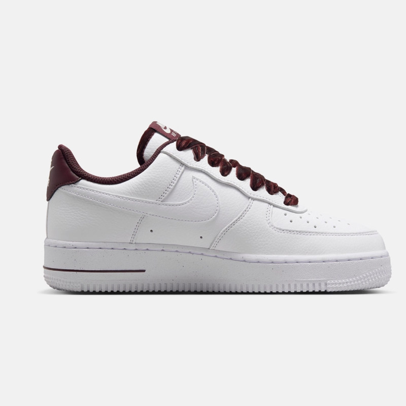 NIKE AIR FORCE 1 baskets à la  - Women Shoes Nike avis et prix
